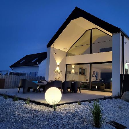 Robson Beach I Sauna, Jacuzzi Miedzywodzie Bagian luar foto