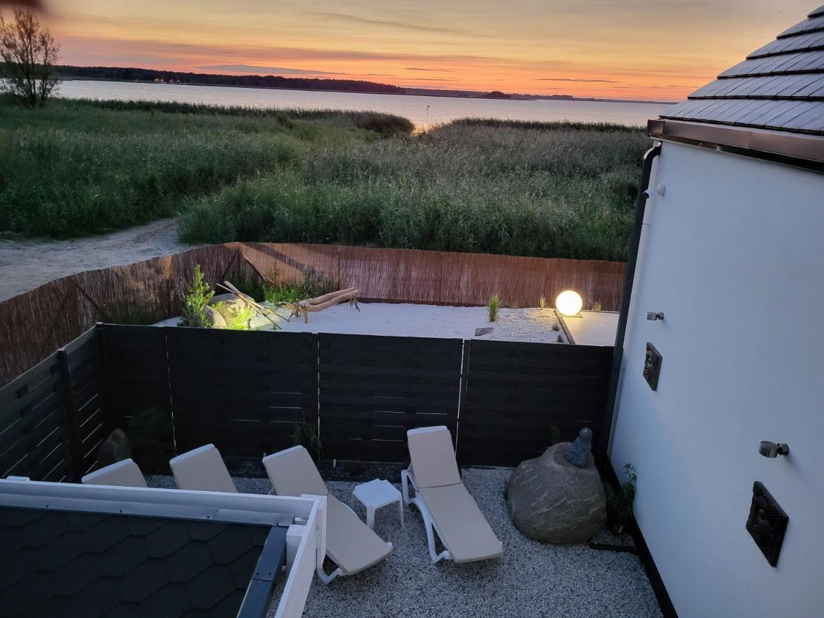 Robson Beach I Sauna, Jacuzzi Miedzywodzie Bagian luar foto
