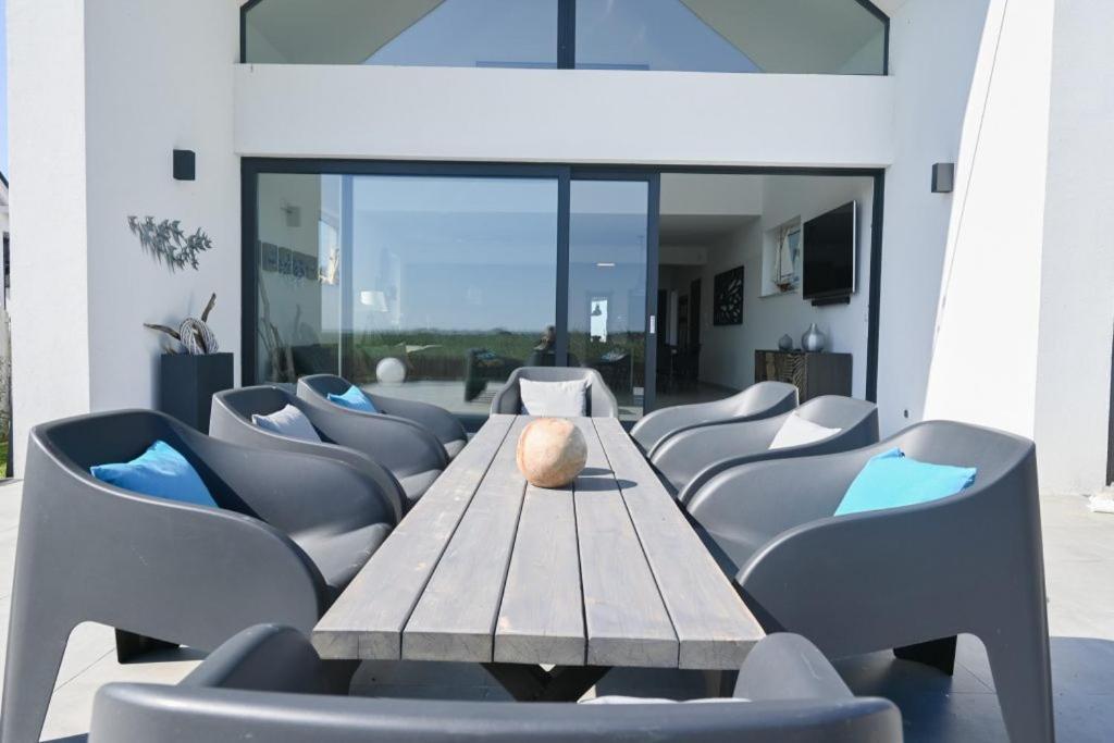 Robson Beach I Sauna, Jacuzzi Miedzywodzie Bagian luar foto