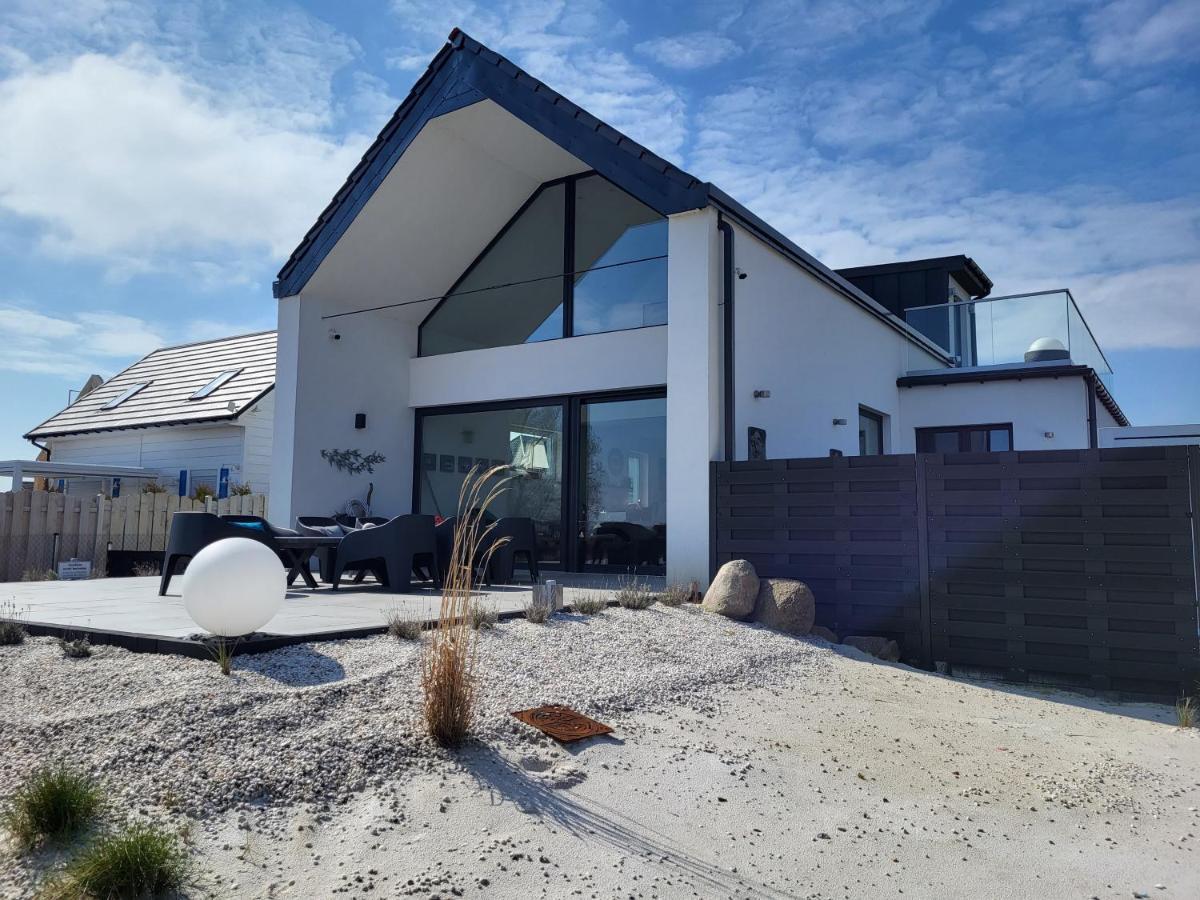 Robson Beach I Sauna, Jacuzzi Miedzywodzie Bagian luar foto