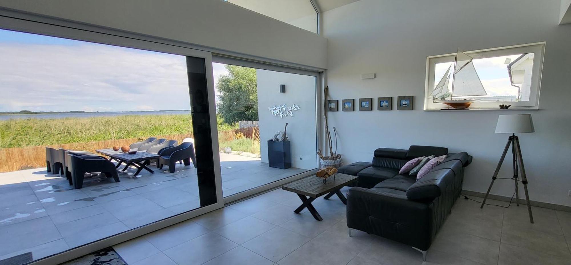 Robson Beach I Sauna, Jacuzzi Miedzywodzie Bagian luar foto